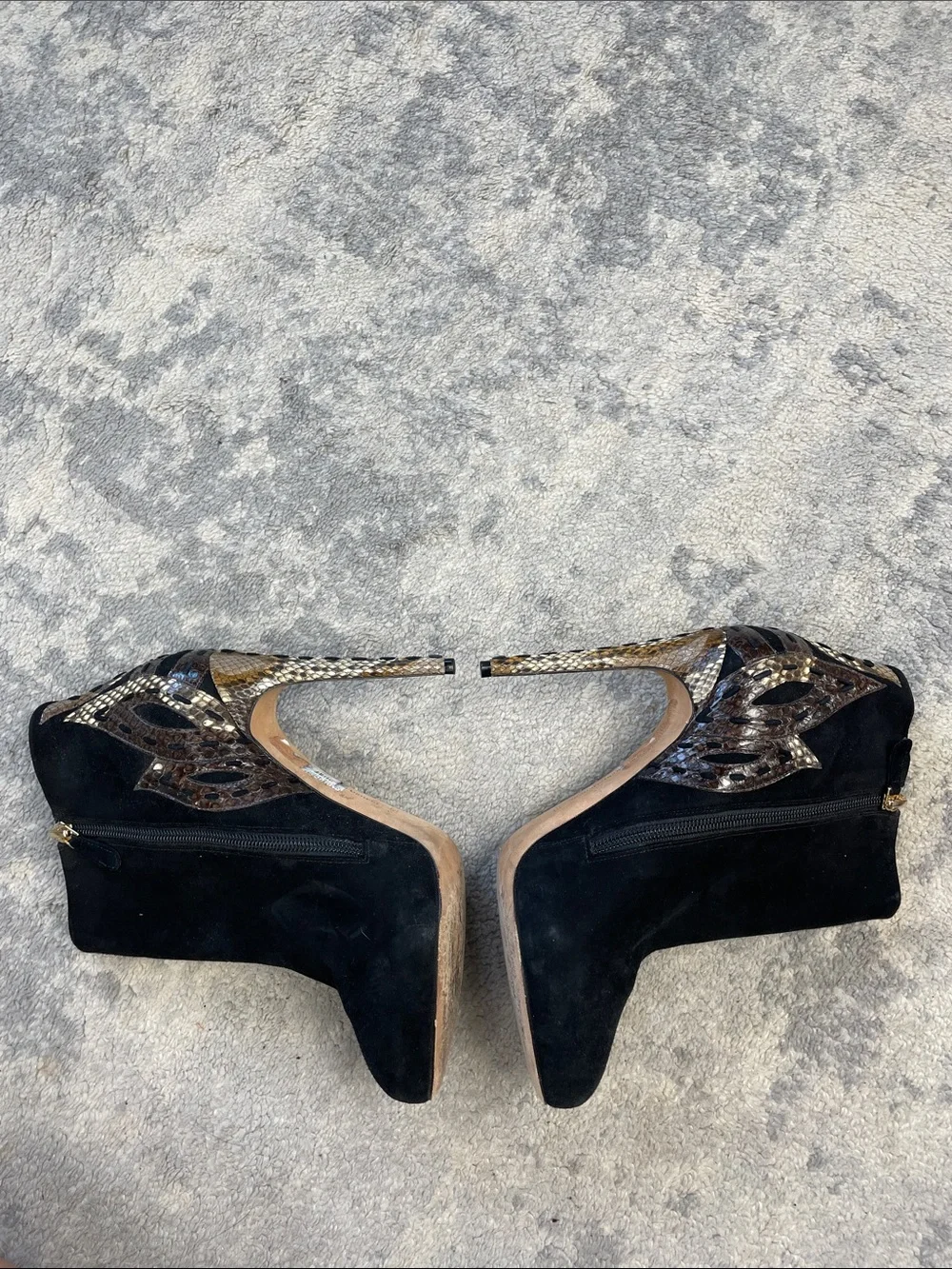 Alexandre Birman Black Suede Snakeskin Flame Heel Ankle Boots Heels Sz 39.5